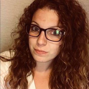 Meet your Posher, Brianna